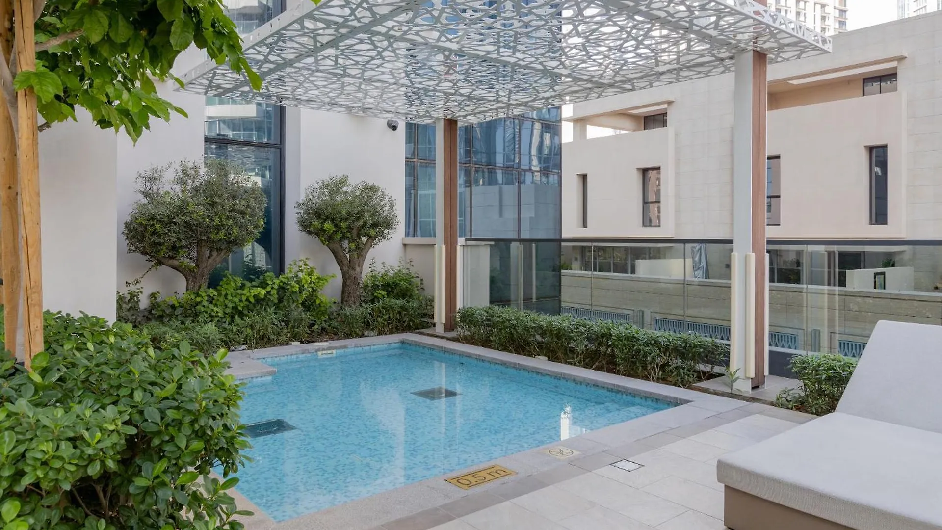 Apartment Steps To Dubai Mall & Burj, Ideal Home In Downtown United Arab Emirates