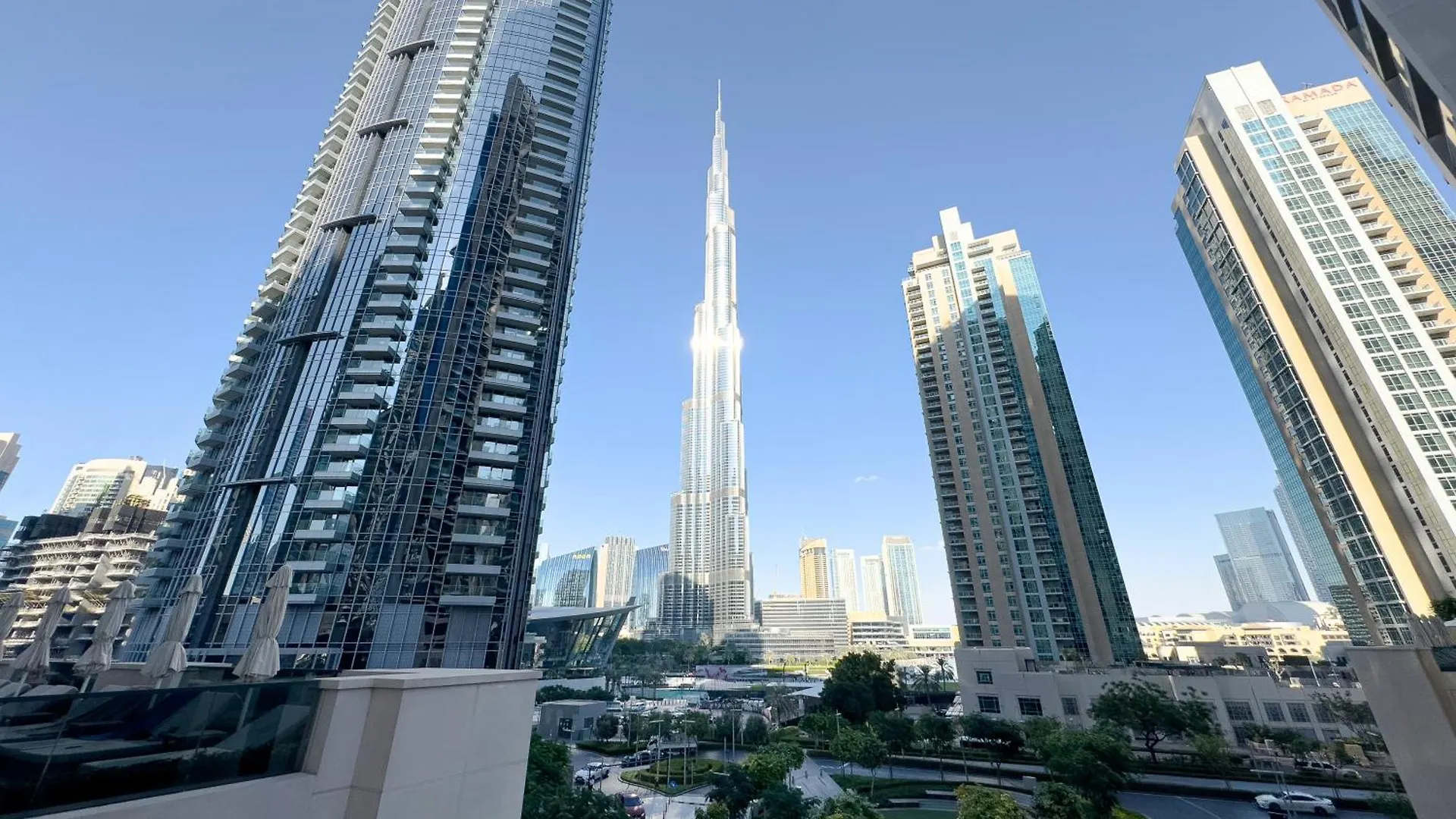 Steps To Dubai Mall & Burj, Ideal Home In Downtown