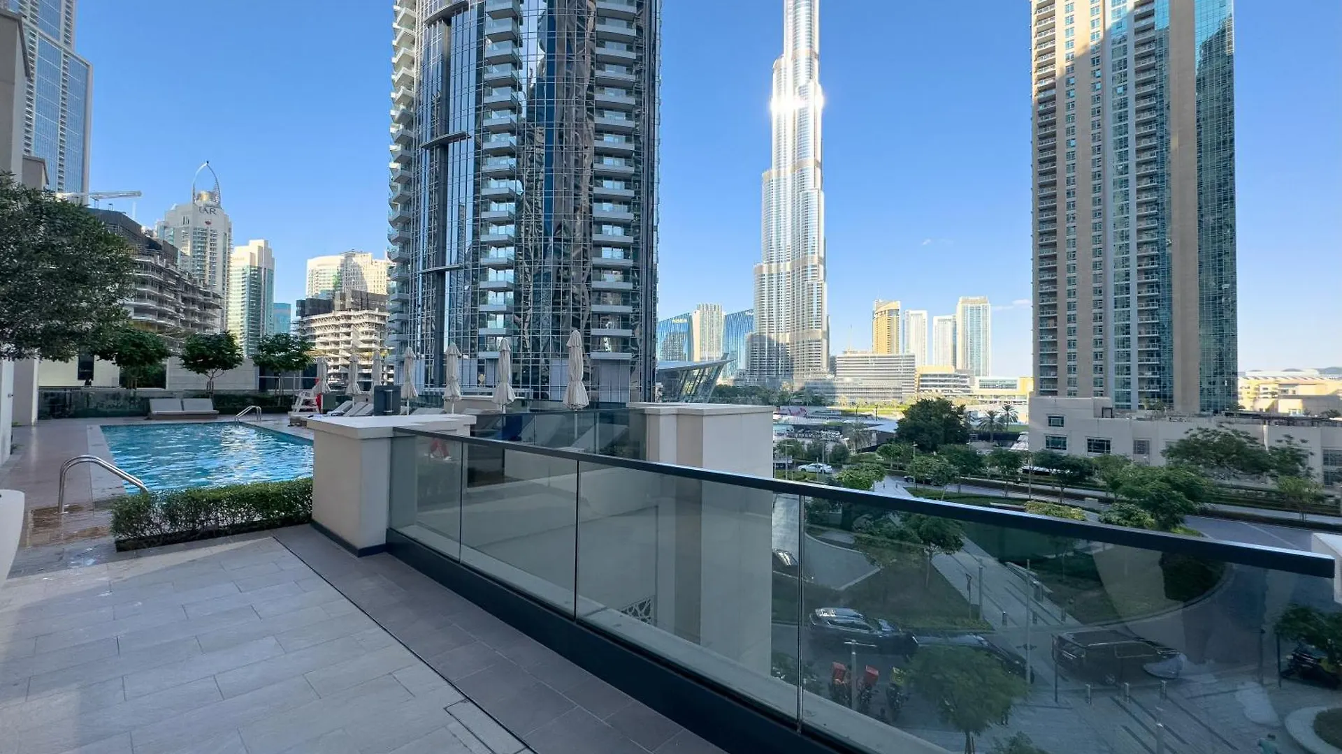 Steps To Dubai Mall & Burj, Ideal Home In Downtown